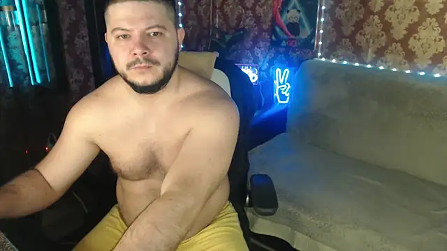 Snapshot of thor_master chatting on November 6, 4:11 pm thor master online show from November 6, 4:11 pm