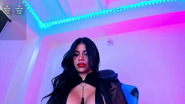 divinesalome online show from February 26, 8:04 pm