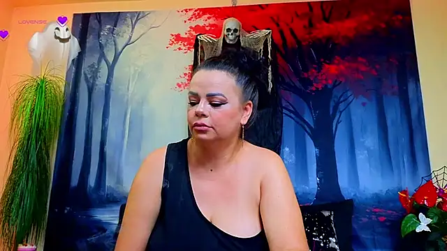 ElizabethEven online show from November 1, 10:03 pm