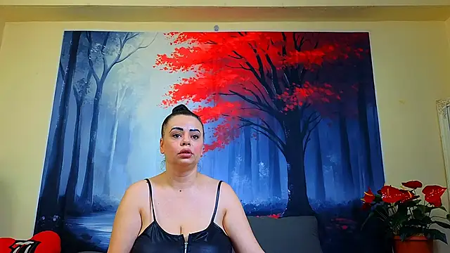ElizabethEven online show from February 26, 6:15 pm