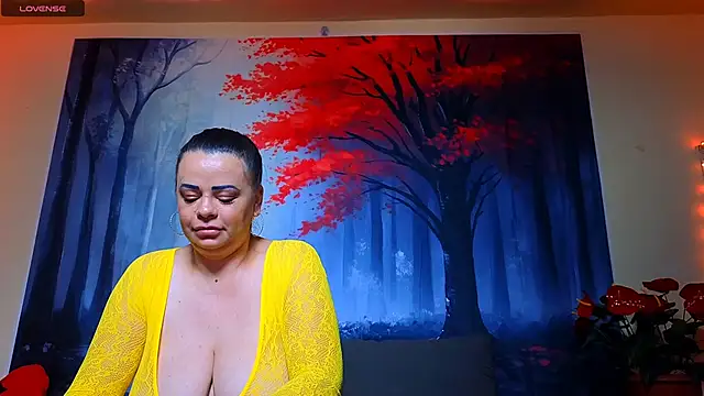 ElizabethEven online show from March 22, 3:30 am