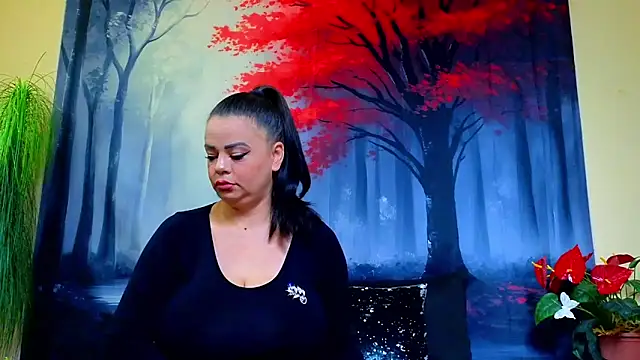 ElizabethEven online show from October 14, 9:04 pm
