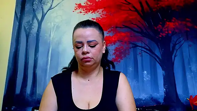 ElizabethEven online show from November 18, 9:18 pm