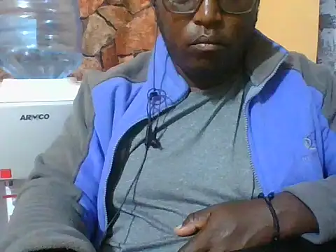 honeyswit online show from March 27, 9:05 pm