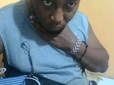 honeyswit online show from February 8, 9:12 pm