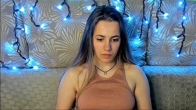 MaggieCake online show from May 22, 2:53 am