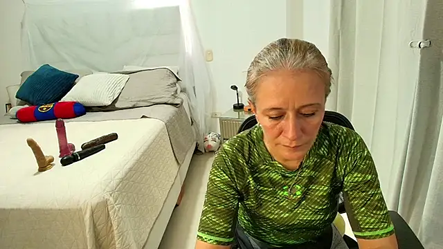 Naty Stone online show from June 1, 9:25 pm