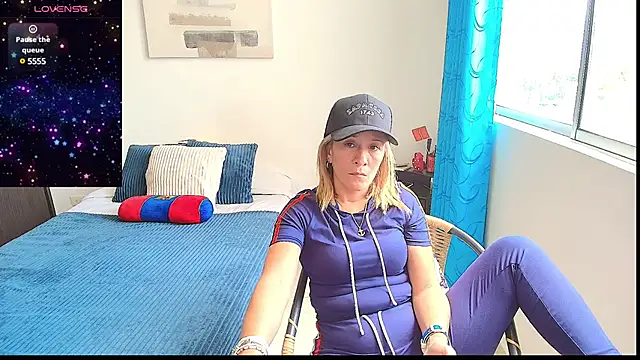 Snapshot of Naty_Stone chatting on February 12, 5:05 pm Naty Stone online show from February 12, 5:05 pm