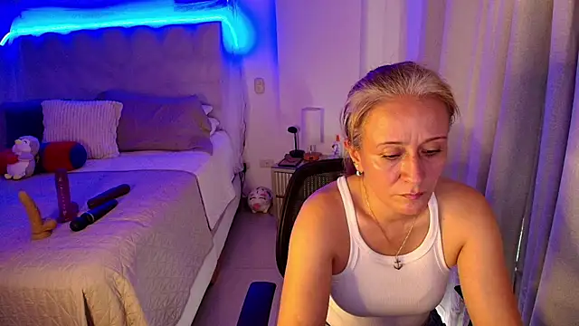 Naty Stone online show from May 19, 10:06 pm