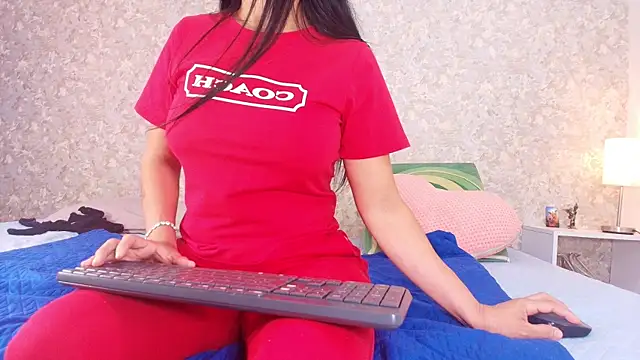 Snapshot of samanta_360 chatting on November 10, 11:59 am samanta 360 online show from November 10, 11:59 am