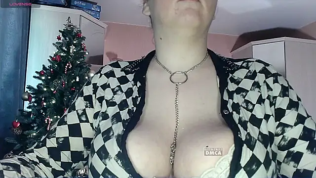 Mrs Dream online show from May 9, 12:25 am