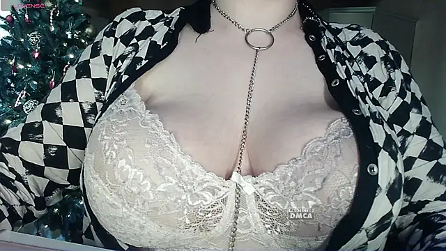 Snapshot of Mrs_Dream chatting on July 11, 4:02 am Mrs Dream online show from July 11, 4:02 am