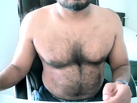 Snapshot of VINU26BLR chatting on November 13, 11:14 am VINU26BLR online show from November 13, 11:14 am