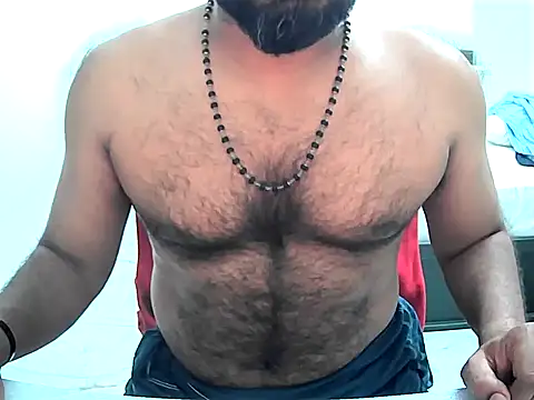 Snapshot of VINU26BLR chatting on March 4, 6:37 pm VINU26BLR online show from March 4, 6:37 pm