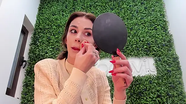 realhotfallingdevil online show from April 6, 4:08 am