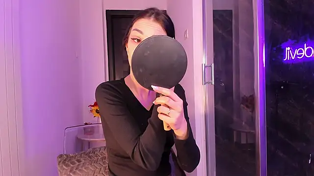 realhotfallingdevil online show from March 6, 5:24 am