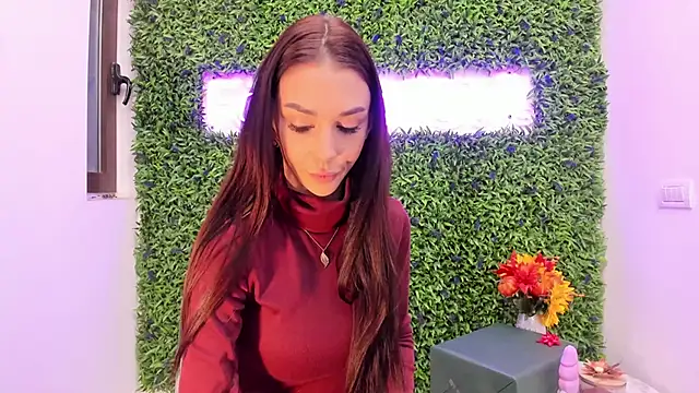 Snapshot of realhotfallingdevil chatting on November 20, 6:03 am realhotfallingdevil online show from November 20, 6:03 am