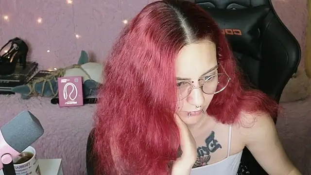 Snapshot of Ginger_Stay chatting on September 15, 11:16 pm Ginger Stay online show from September 15, 11:16 pm