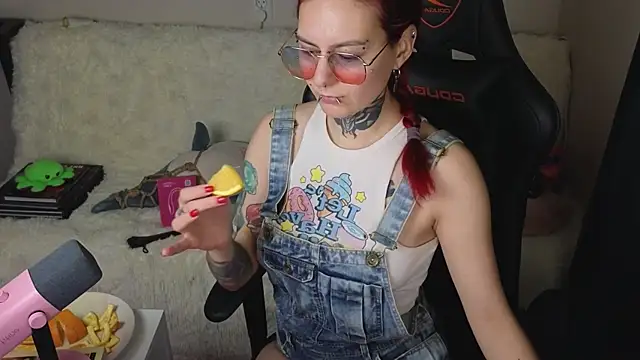 Ginger Stay online show from November 13, 11:58 am