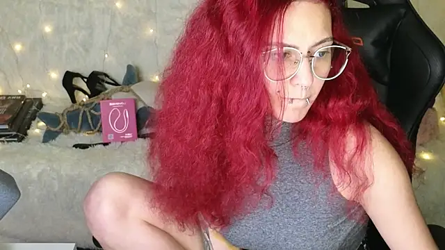 Snapshot of Ginger_Stay chatting on September 23, 10:50 pm Ginger Stay online show from September 23, 10:50 pm