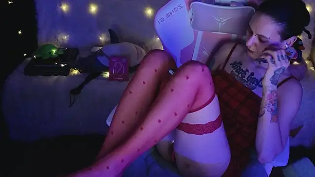 Ginger Stay online show from March 14, 8:37 pm