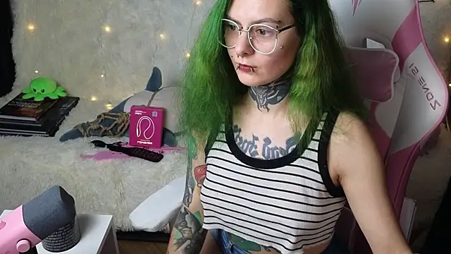 Ginger Stay online show from January 12, 11:50 am