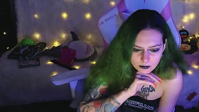 Ginger Stay online show from March 24, 6:35 am