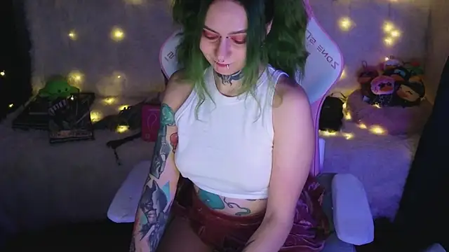 Ginger Stay online show from April 7, 10:44 pm