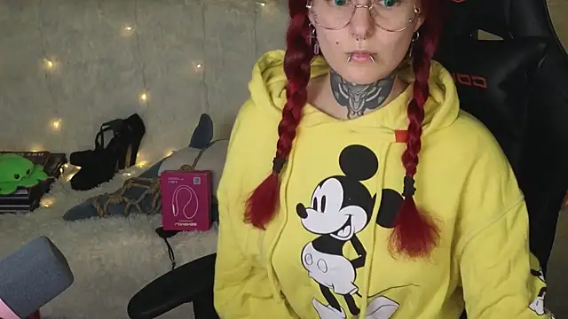 Ginger Stay online show from October 30, 12:31 am