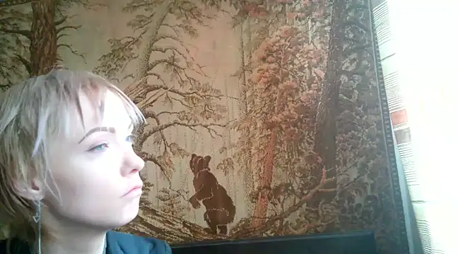 WildMissNiks online show from February 9, 7:48 am