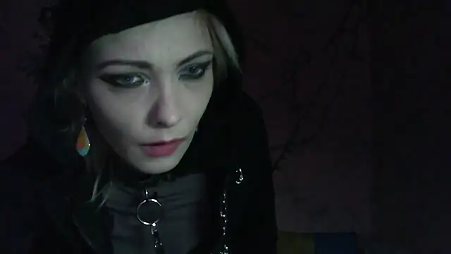 WildMissNiks online show from February 19, 9:17 am