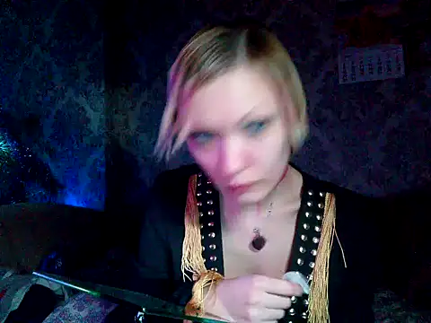 WildMissNiks online show from December 25, 11:00 am