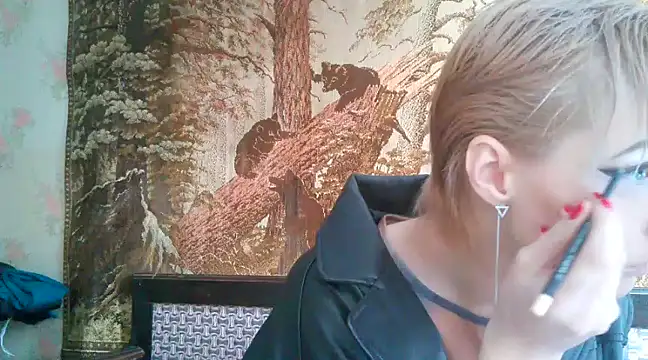 WildMissNiks online show from February 10, 9:04 am