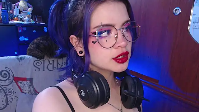 Snapshot of Raventh_ chatting on October 29, 12:04 pm Raventh online show from October 29, 12:04 pm