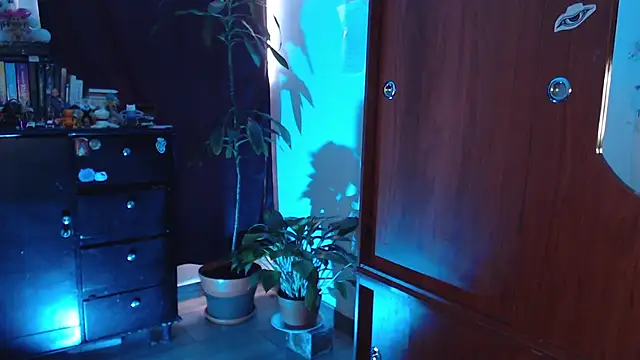 Snapshot of Raventh_ chatting on November 7, 12:42 pm Raventh online show from November 7, 12:42 pm