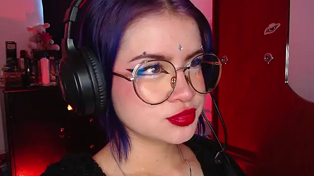 Snapshot of Raventh_ chatting on November 25, 11:54 am Raventh online show from November 25, 11:54 am