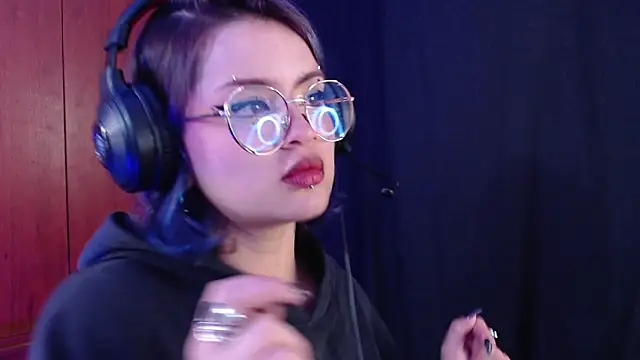 Raventh  online show from February 11, 1:33 pm