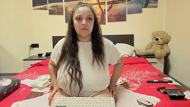 adelline online show from May 8, 8:23 pm