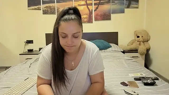 Snapshot of adelline chatting on July 12, 8:42 pm adelline online show from July 12, 8:42 pm