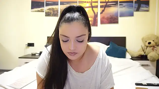 Snapshot of adelline chatting on October 17, 8:43 pm adelline online show from October 17, 8:43 pm