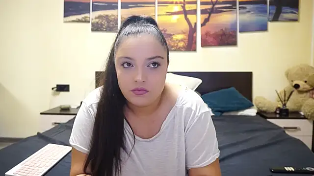 Snapshot of adelline chatting on November 3, 9:40 pm adelline online show from November 3, 9:40 pm