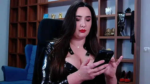 Snapshot of Mistress_Audrey chatting on November 7, 7:29 pm Mistress Audrey online show from November 7, 7:29 pm