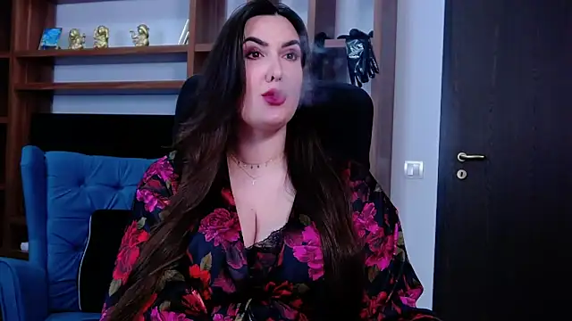 Snapshot of Mistress_Audrey chatting on December 5, 7:51 am Mistress Audrey online show from December 5, 7:51 am