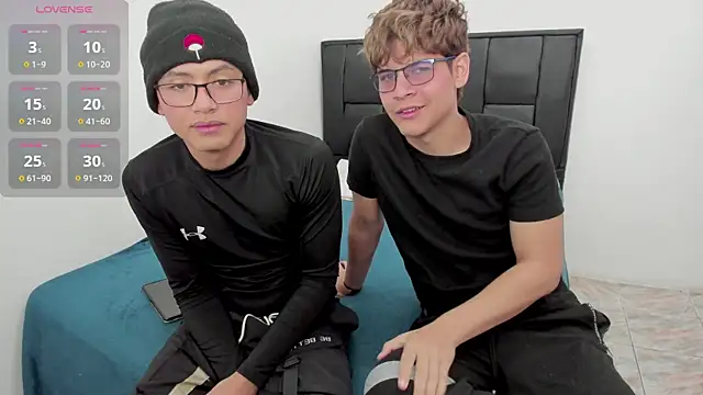 javieryalejandro online show from November 5, 1:36 pm