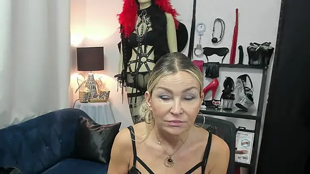 crystaLUX online show from June 3, 4:24 am
