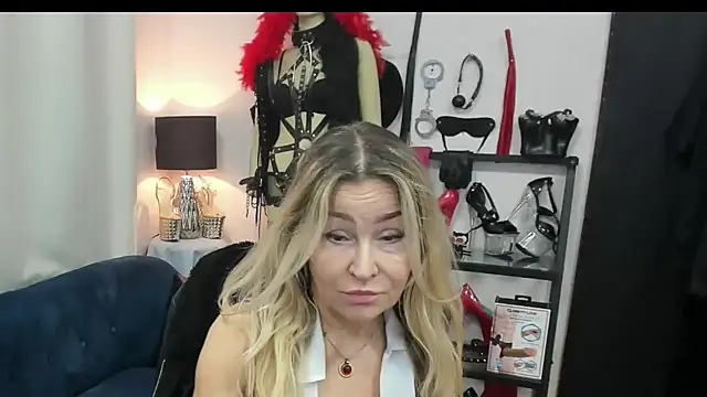 crystaLUX online show from March 17, 6:16 am