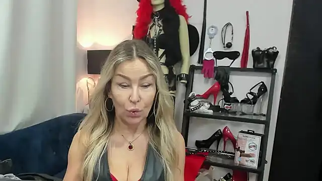 crystaLUX online show from January 7, 5:23 am