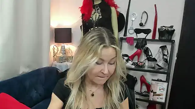 crystaLUX online show from April 14, 4:28 am