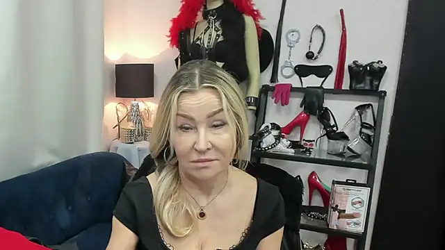 crystaLUX online show from March 26, 5:28 am