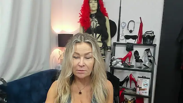 crystaLUX online show from October 23, 4:22 am